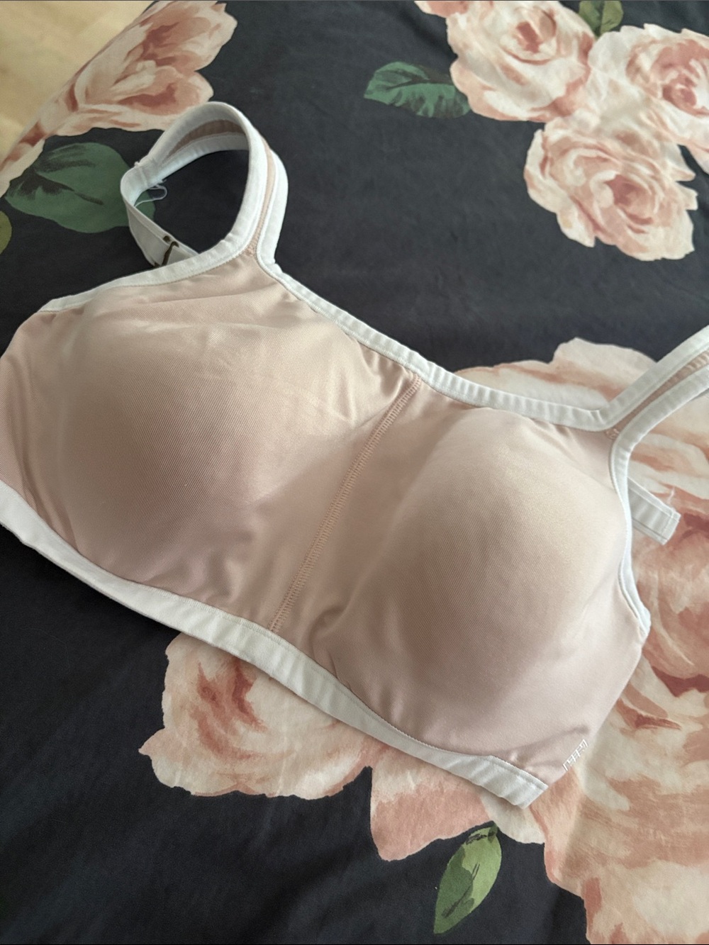 💋NATORI YOGI contour sports bra 34C